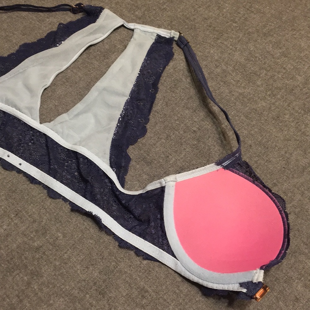 Pink VS Date Racerback Bra - Picture 4 of 5